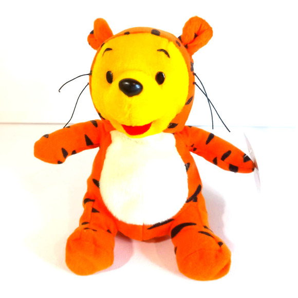 Vintage Fantasy Amuse RARE Sega Japan Winnie The Pooh Tigger Costume Plush 1998 - Picture 4 of 13